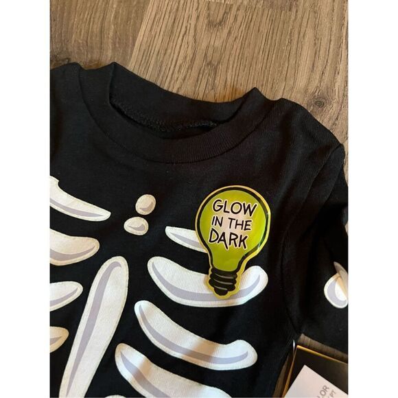 Komar Kids Black Skeleton Glow In The Dark 2pc Jammy Set 12 Month NEW - Picture 4 of 8